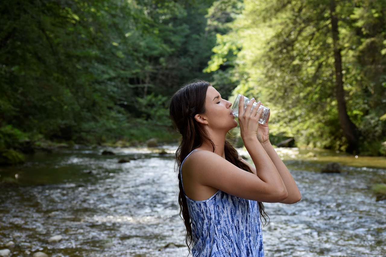 The importance of drinking water and hydrated skin